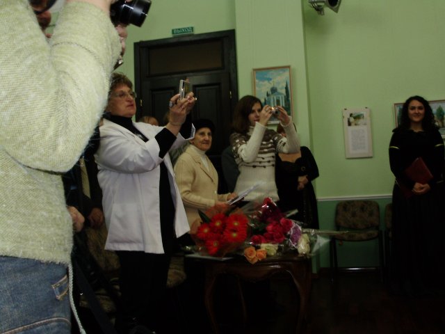 Вручение звания академика РАН В.Д.Бернадскому, автору портрета